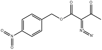 4-Nitrobenzil 2-diazoasetoasetat